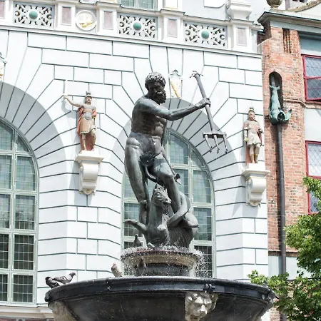 Valve Old Town Danzica